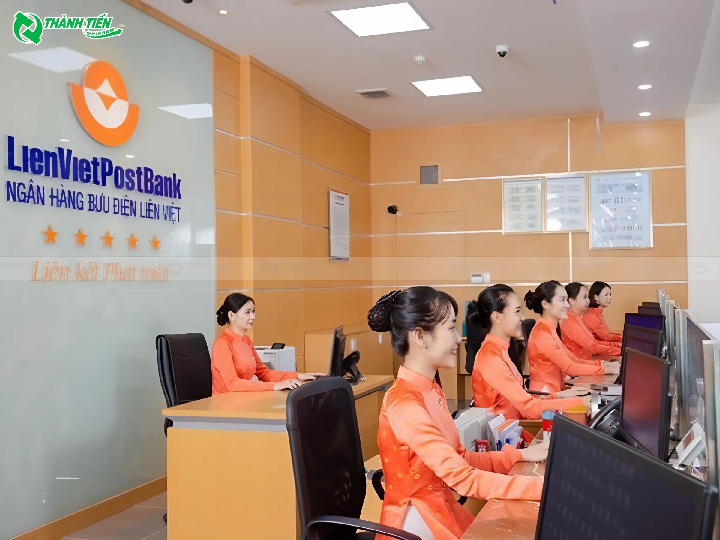 ao dai ngan hang buu dien lien viet