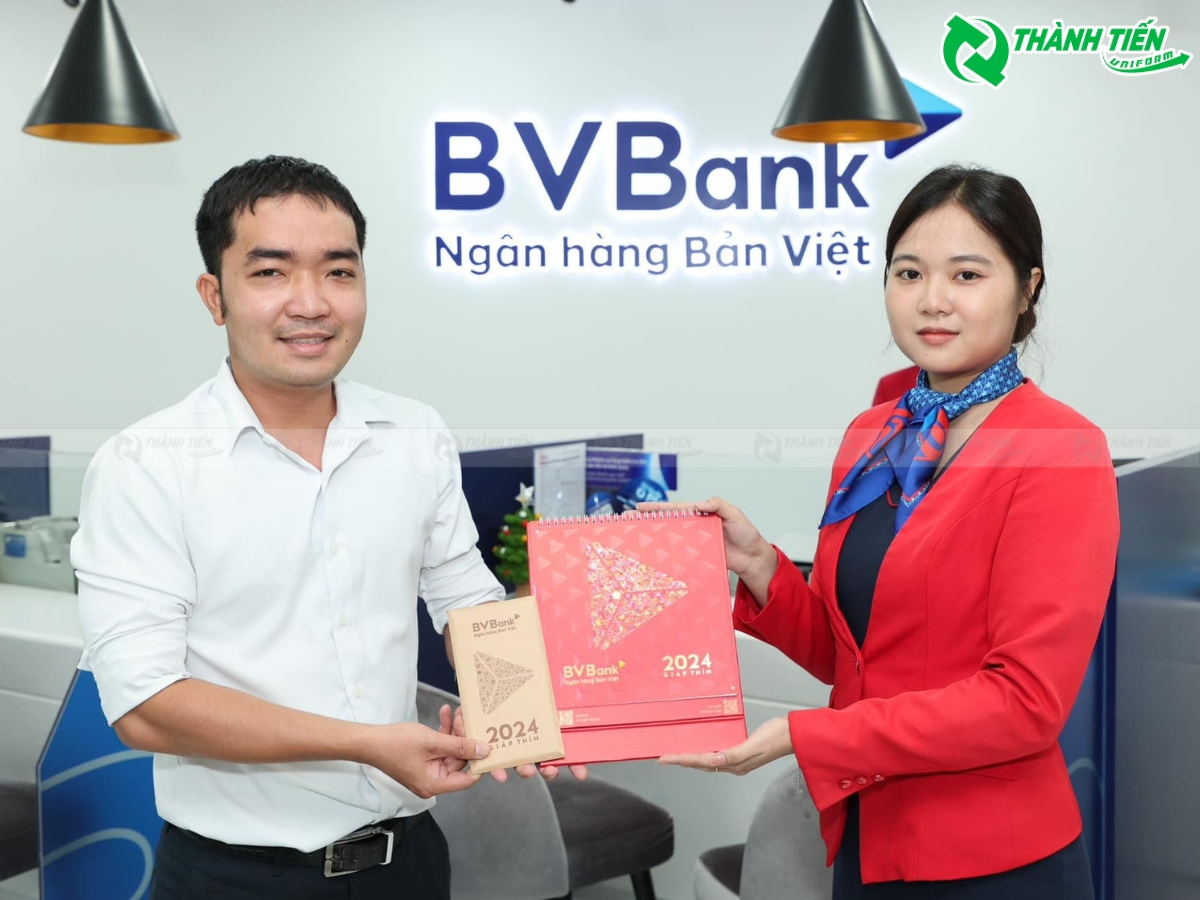 dong phuc ban viet