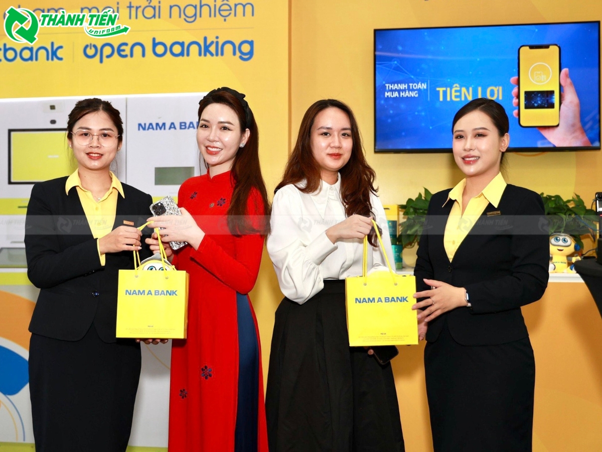dong phuc nam a bank