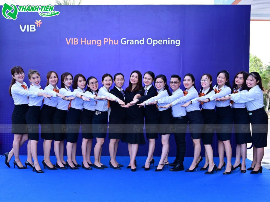 dong phuc ngan hang vib 1