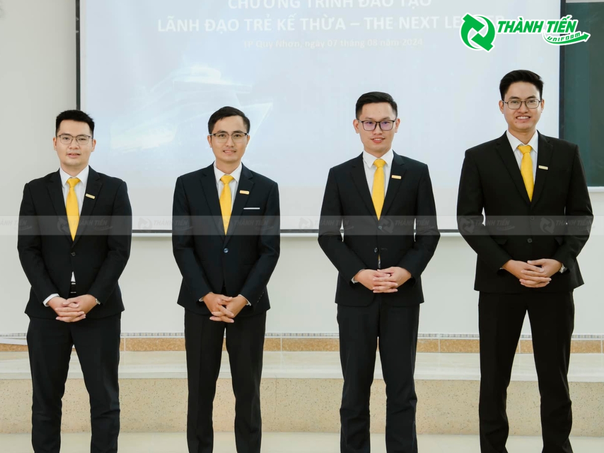 dong phuc vest nam a bank