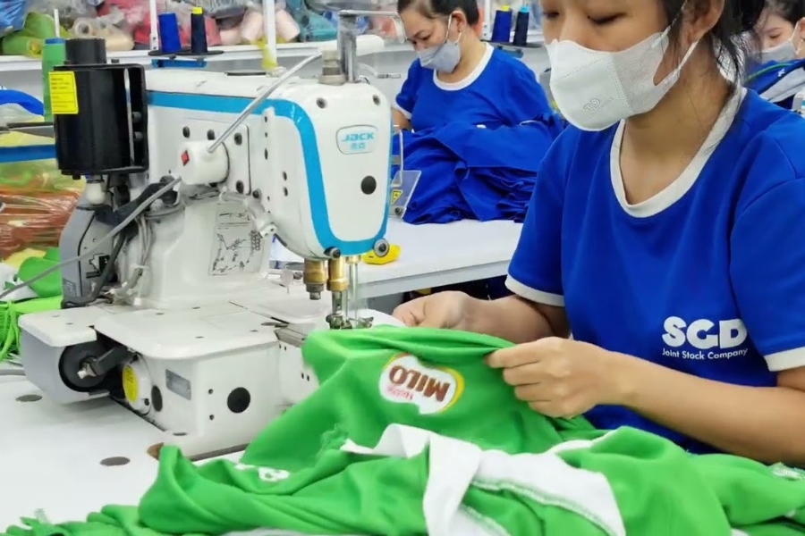 may ao dong phuc quan 1 5