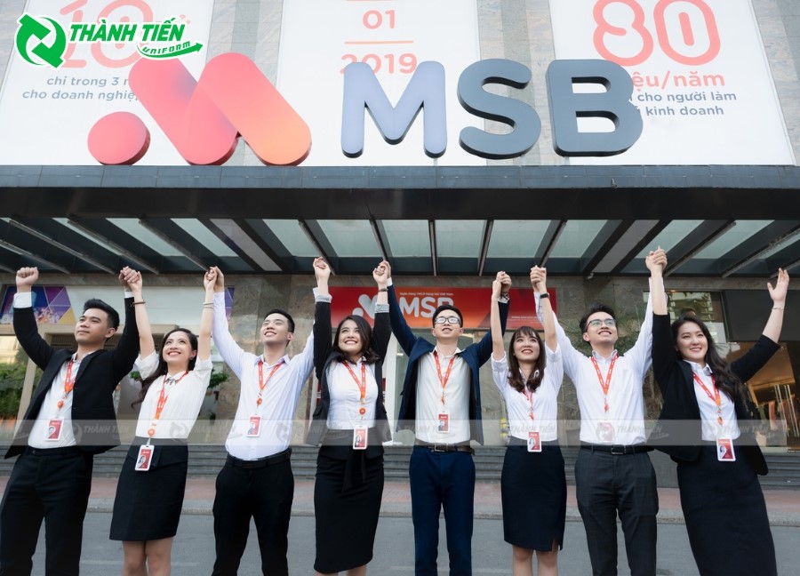 Mẫu áo sơ mi đồng phục MSB được thiết kế với form dáng Regular fit tạo sự thanh lịch