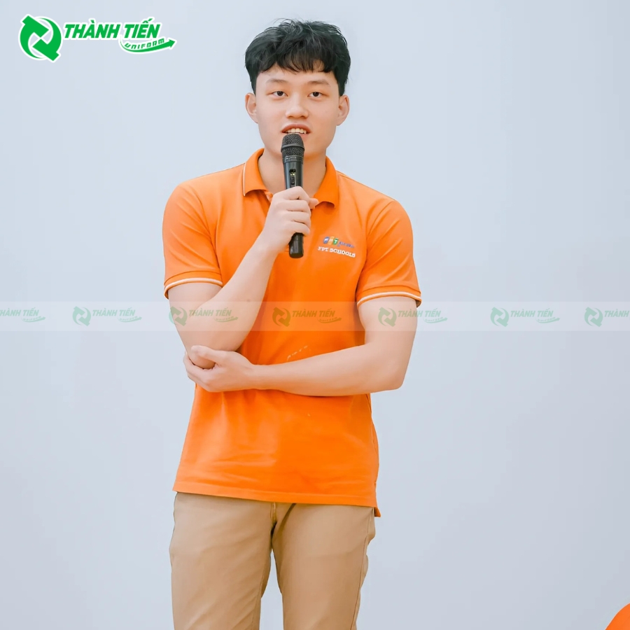 Logo trên áo đồng phục luôn đồng bộ, gắn liền với hình ảnh tập đoàn