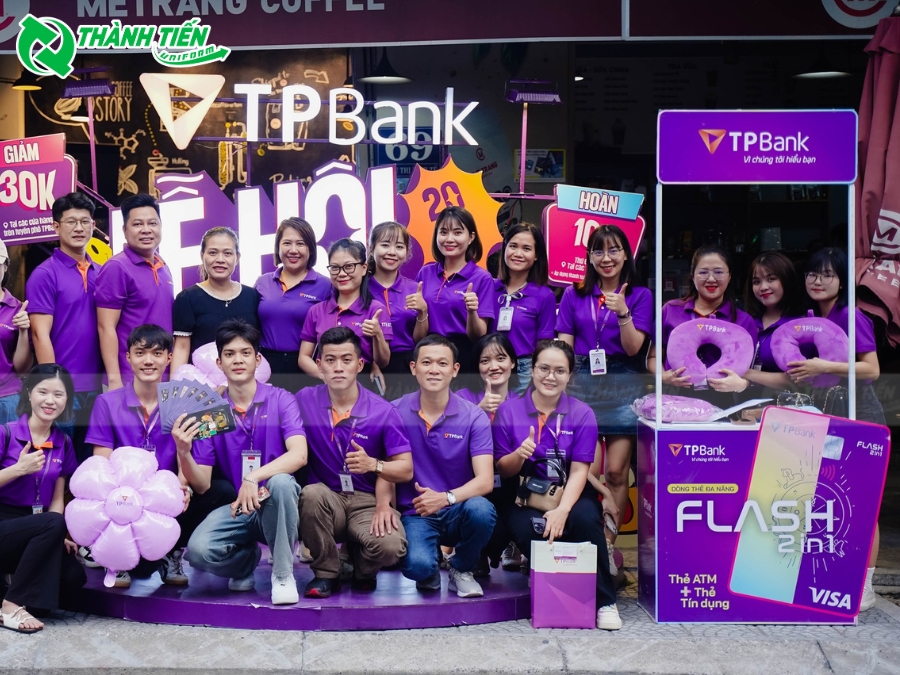 Áo thun TPBank là mẫu áo polo dáng basic cới chất vải 100% vải cotton mềm mại và thoáng mát