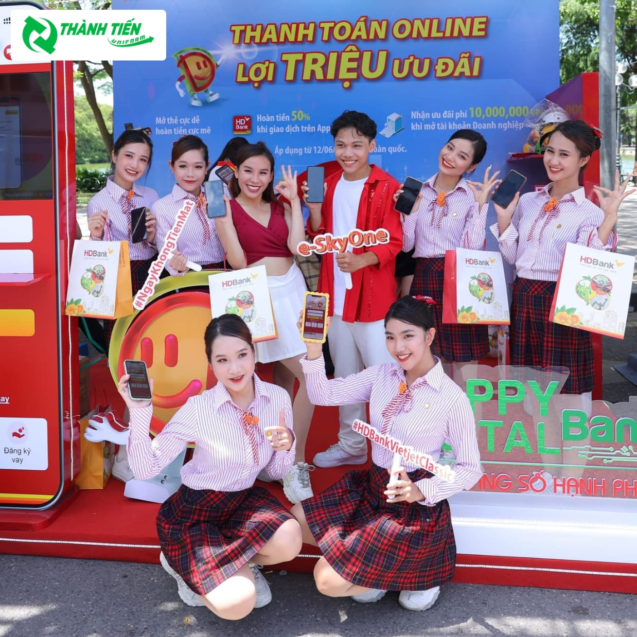 Đồng phục sơ mi của ngân hàng HDBank