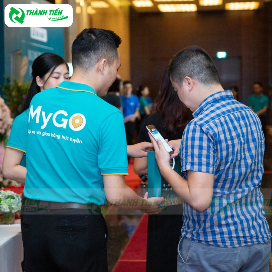 Logo được in nổi bật giúp nhận diện thương hiệu 