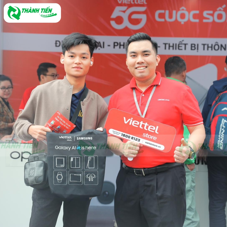 Thiết kế áo Viettel hiện đại và năng động