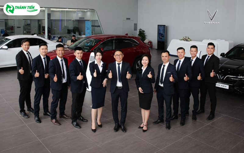 Đẳng Cấp Thương Hiệu Việt Thể Hiện Qua Từng Bộ Đồng Phục