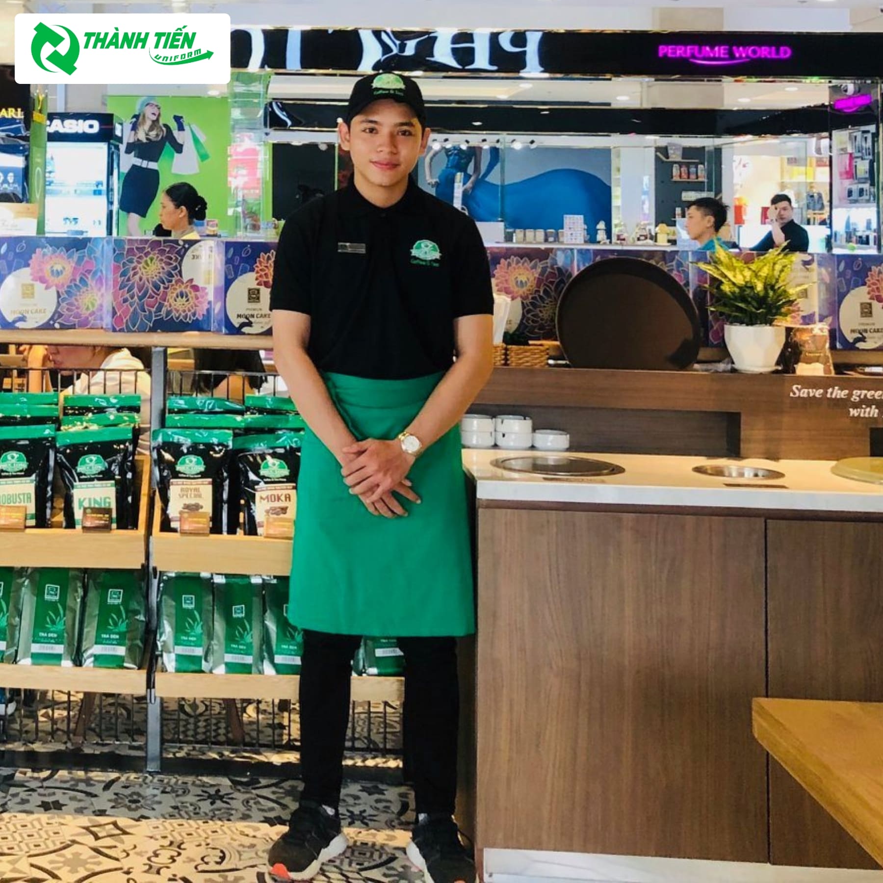 Tạp dề với tông chủ đạo màu xanh lá