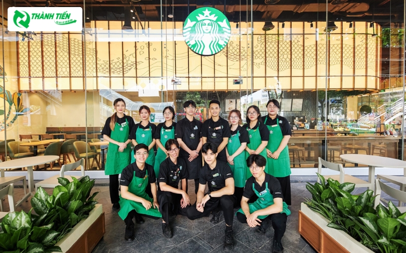 Màu sắc đồng phục được thiết với tông màu chủ đạo của logo 