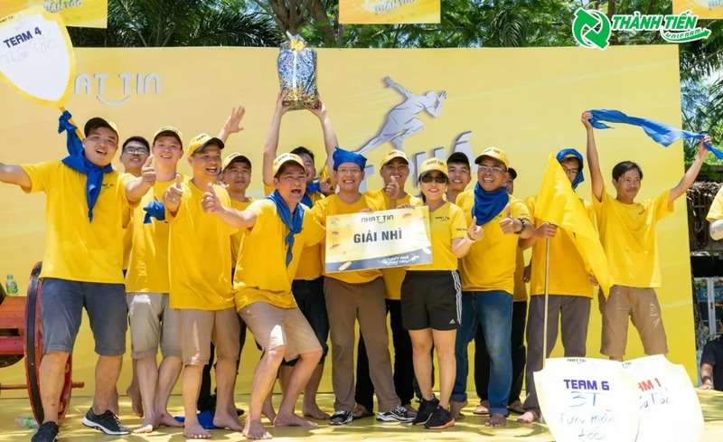 Áo đồng phục team building cổ tròn công ty Nhật Tin