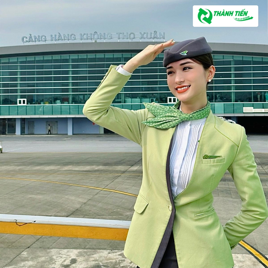 Màu sắc chủ đạo của đồng phục Bamboo Airways là xanh lá và xanh dương