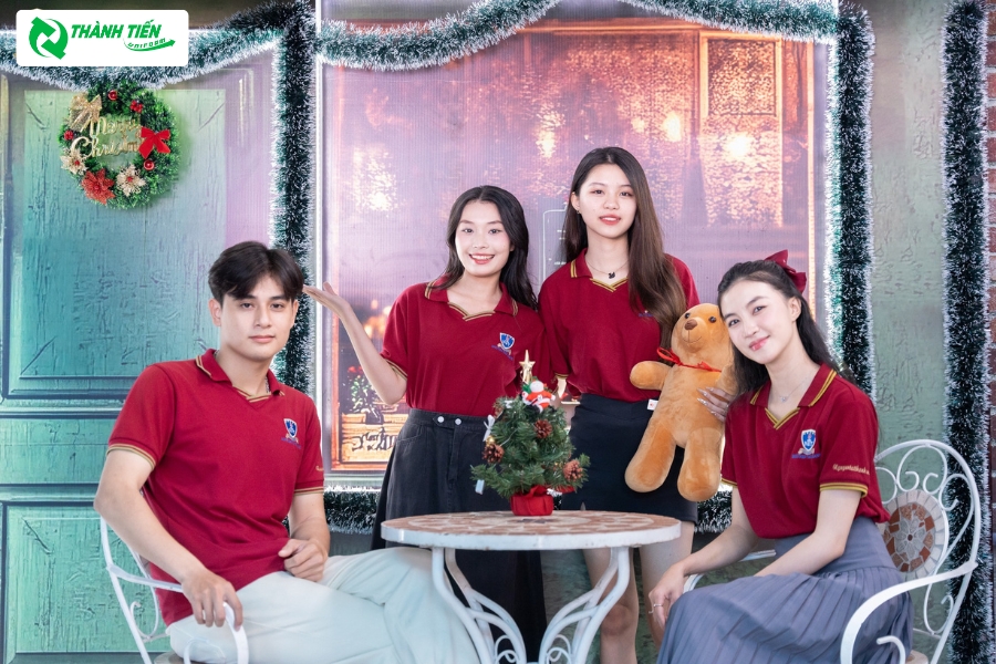 dong phuc dh nguyen tat thanh 21