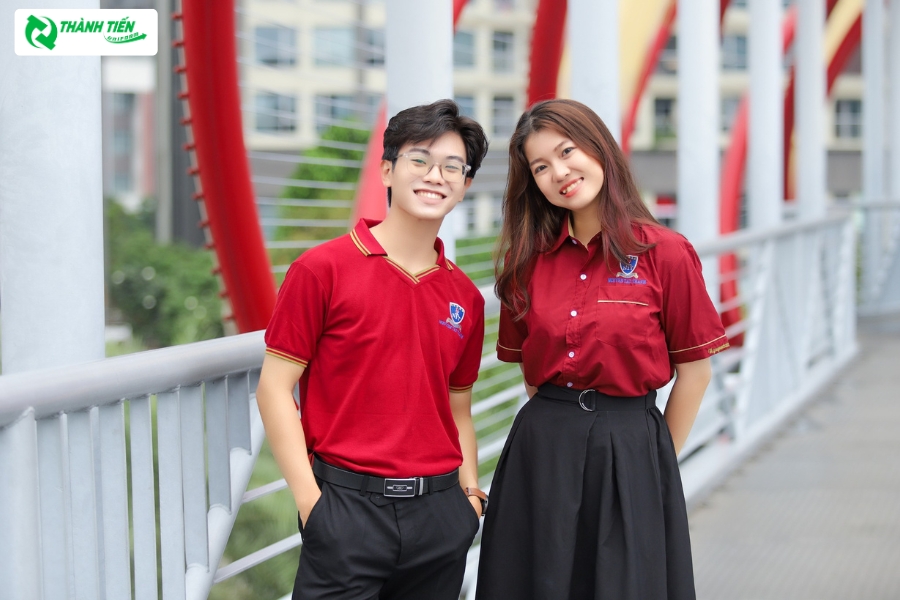 dong phuc dh nguyen tat thanh 32