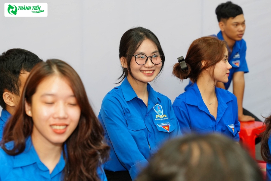 Đồng phục Đoàn trường NTTU