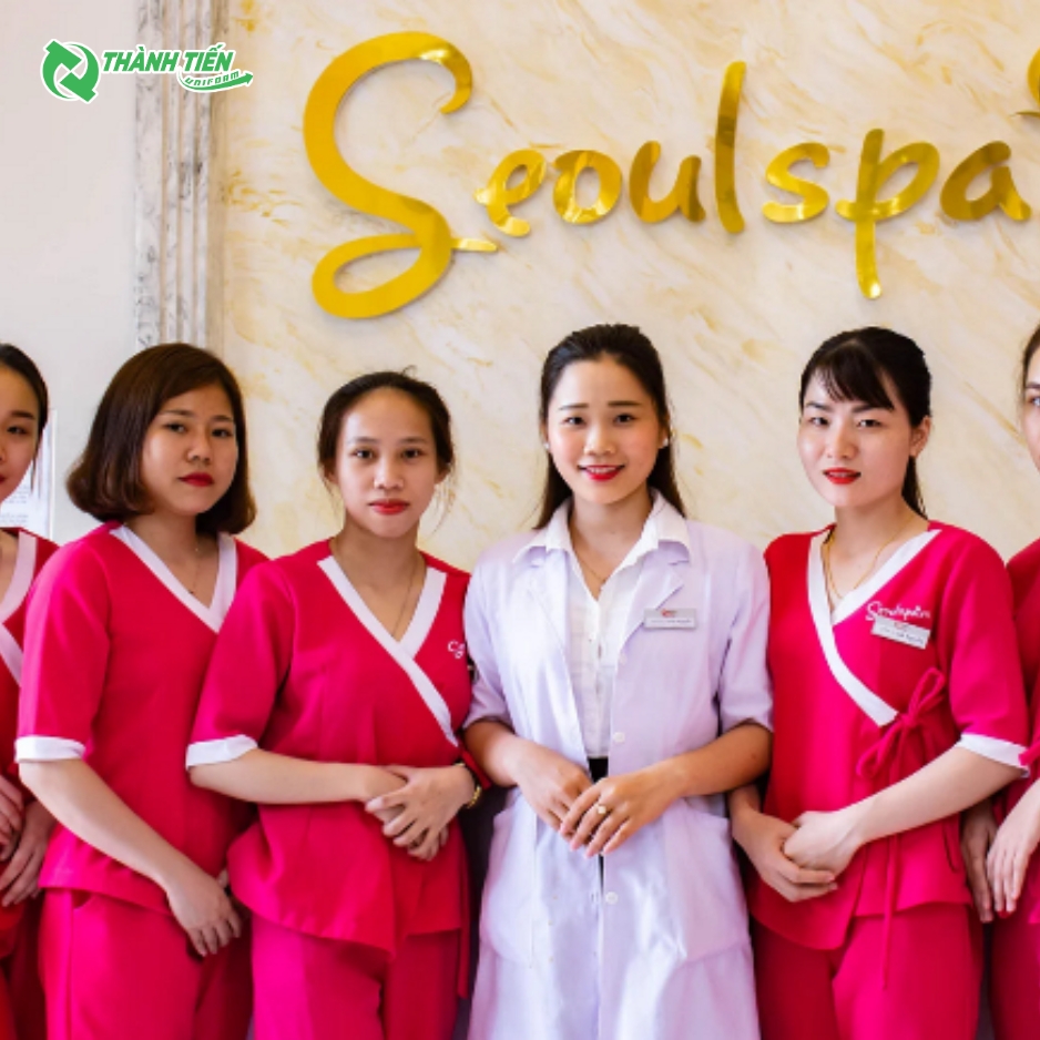 Mẫu đồng phục spa màu hồng