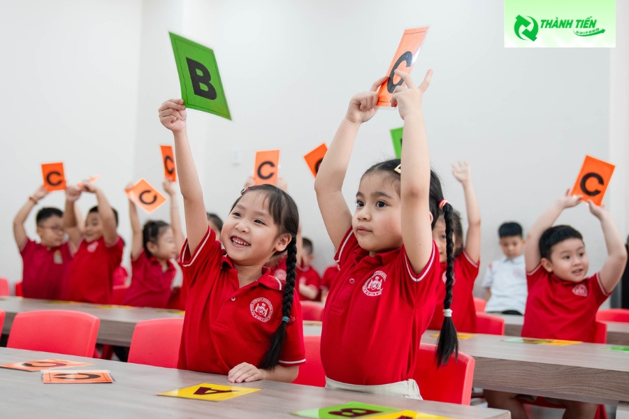 Mẫu đồng phục cho trẻ mầm non