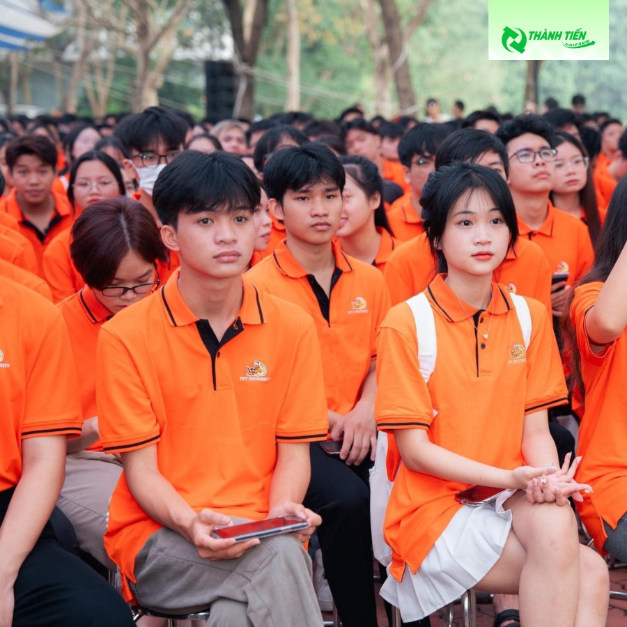 ao dong phuc mau cam 11