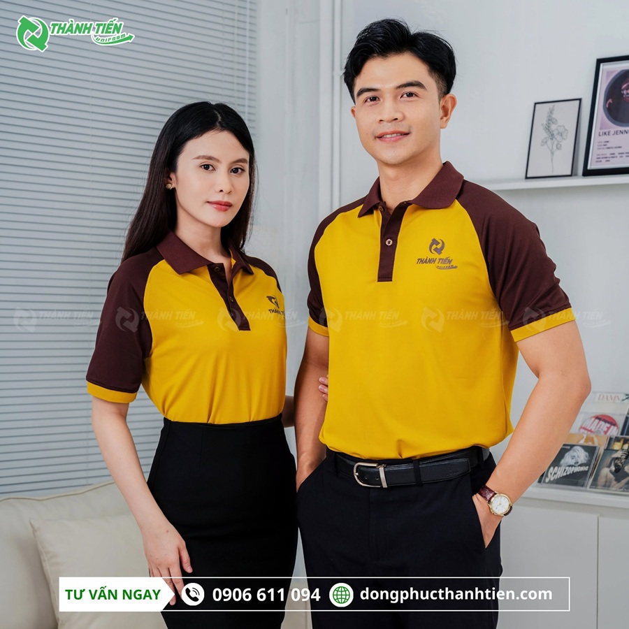 Mẫu áo thun đồng phục màu vàng phối viền nâu đẹp