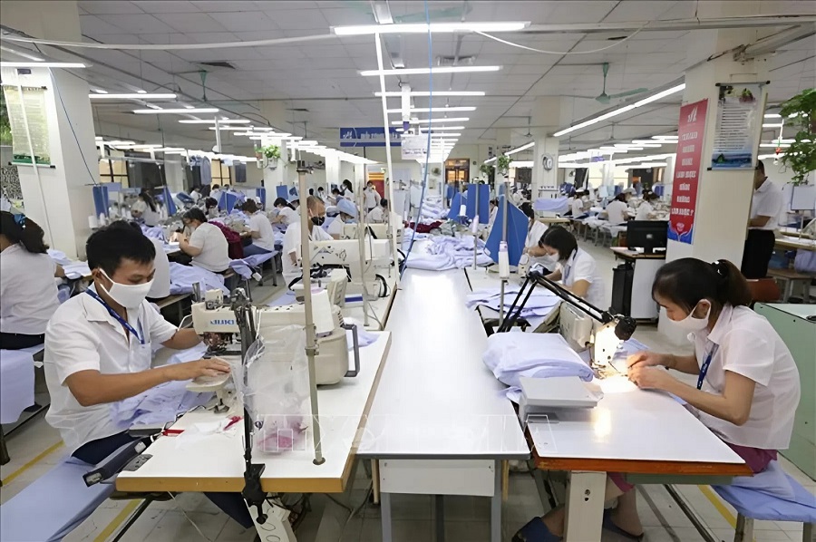 Đồng Phục Thắng Lợi - Xưởng chuyên may đồng phục công nhân tại Đồng Nai 