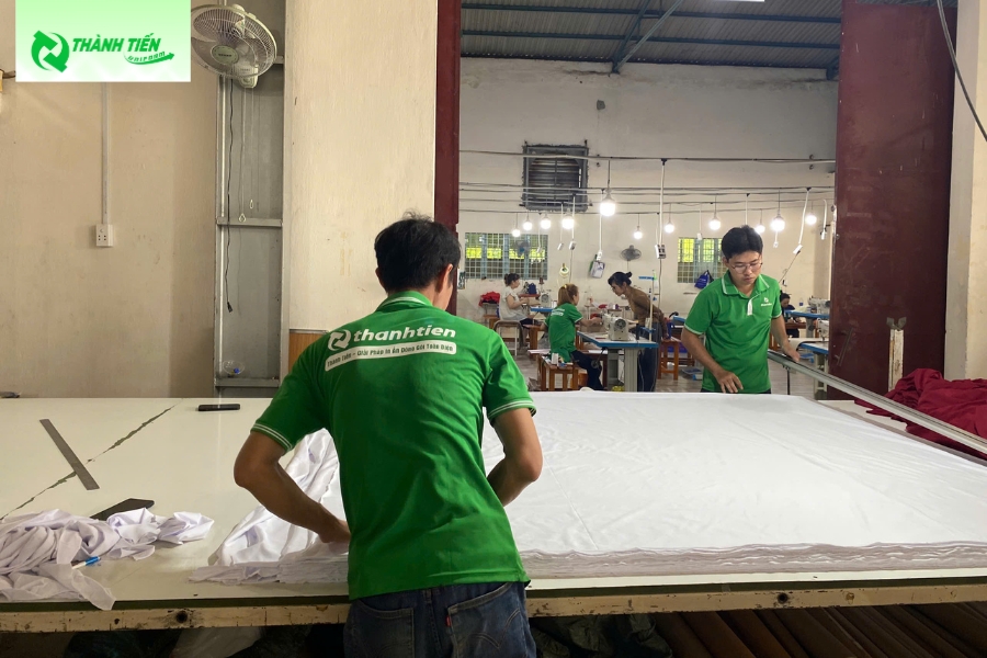 công ty may đồng phục Tân Phú ngay tại địa phương mang lại nhiều lợi ích