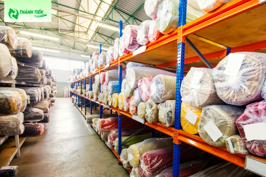 Nguồn vải tại xưởng luôn đa dạng