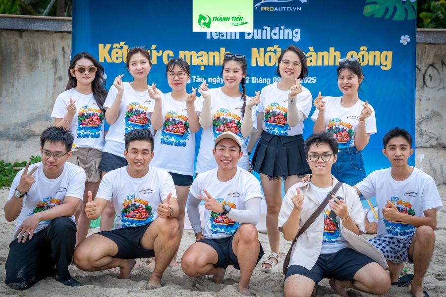 áo đồng phục nhóm đi biển giúp gắn kết các thành viên