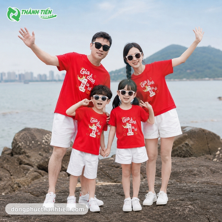 Mâu áo thun đồng phục gia đình cổ tròn màu đỏ nổi bật