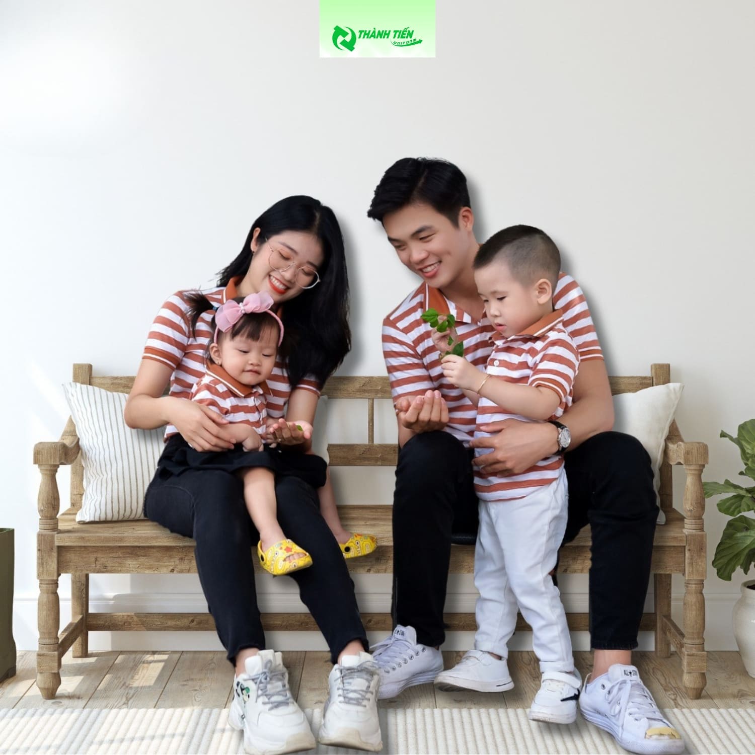 ao dong phuc gia dinh 2