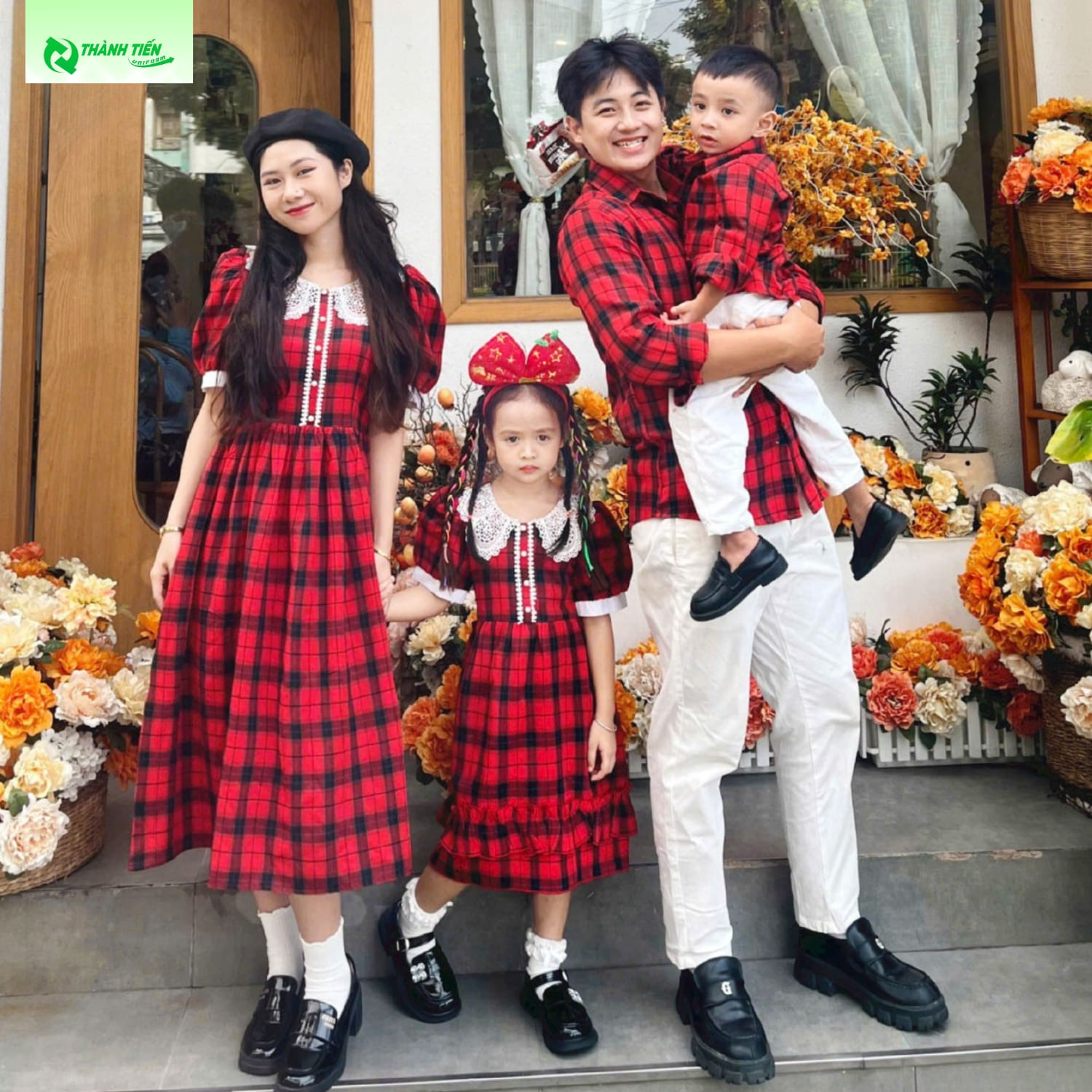 ao dong phuc gia dinh 7