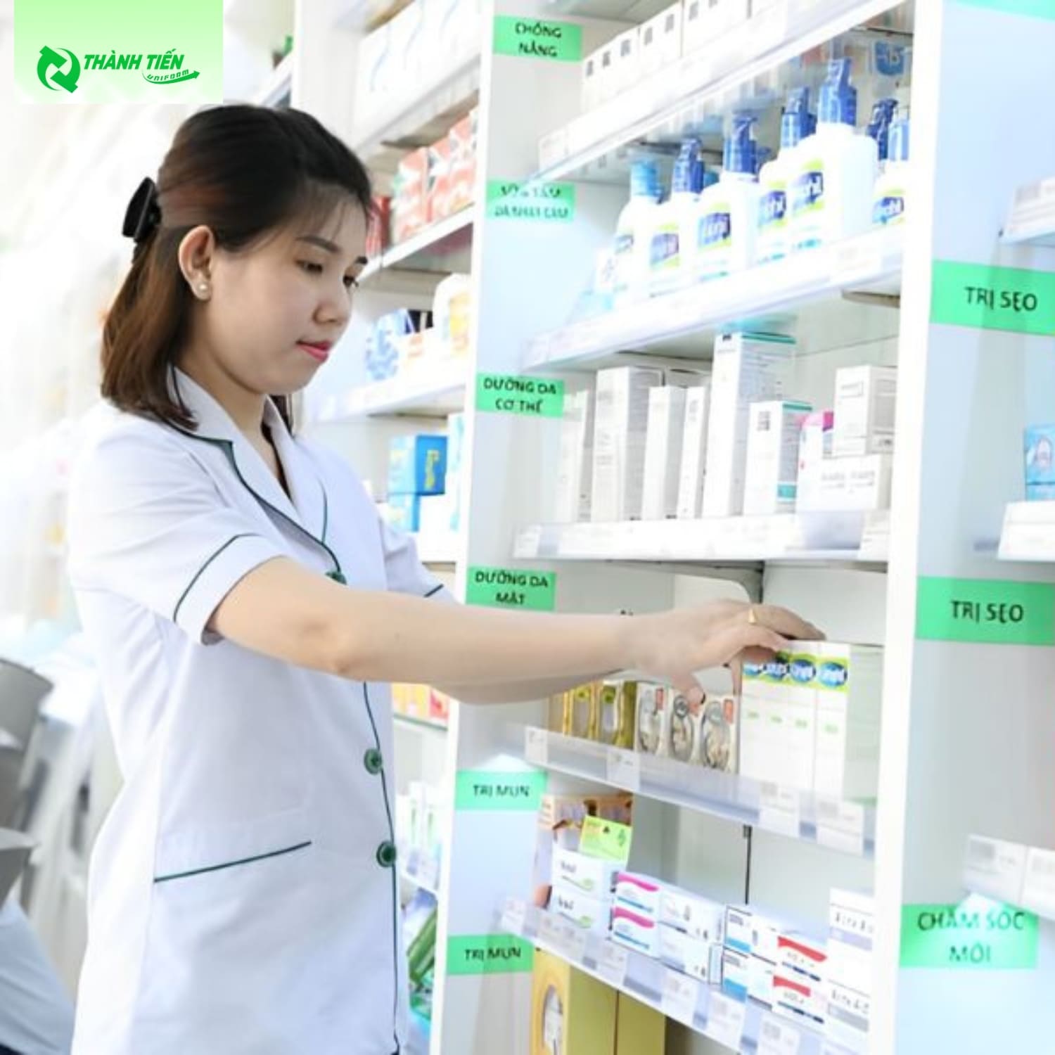 Mẫu Đồng Phục Dược Sĩ Davico