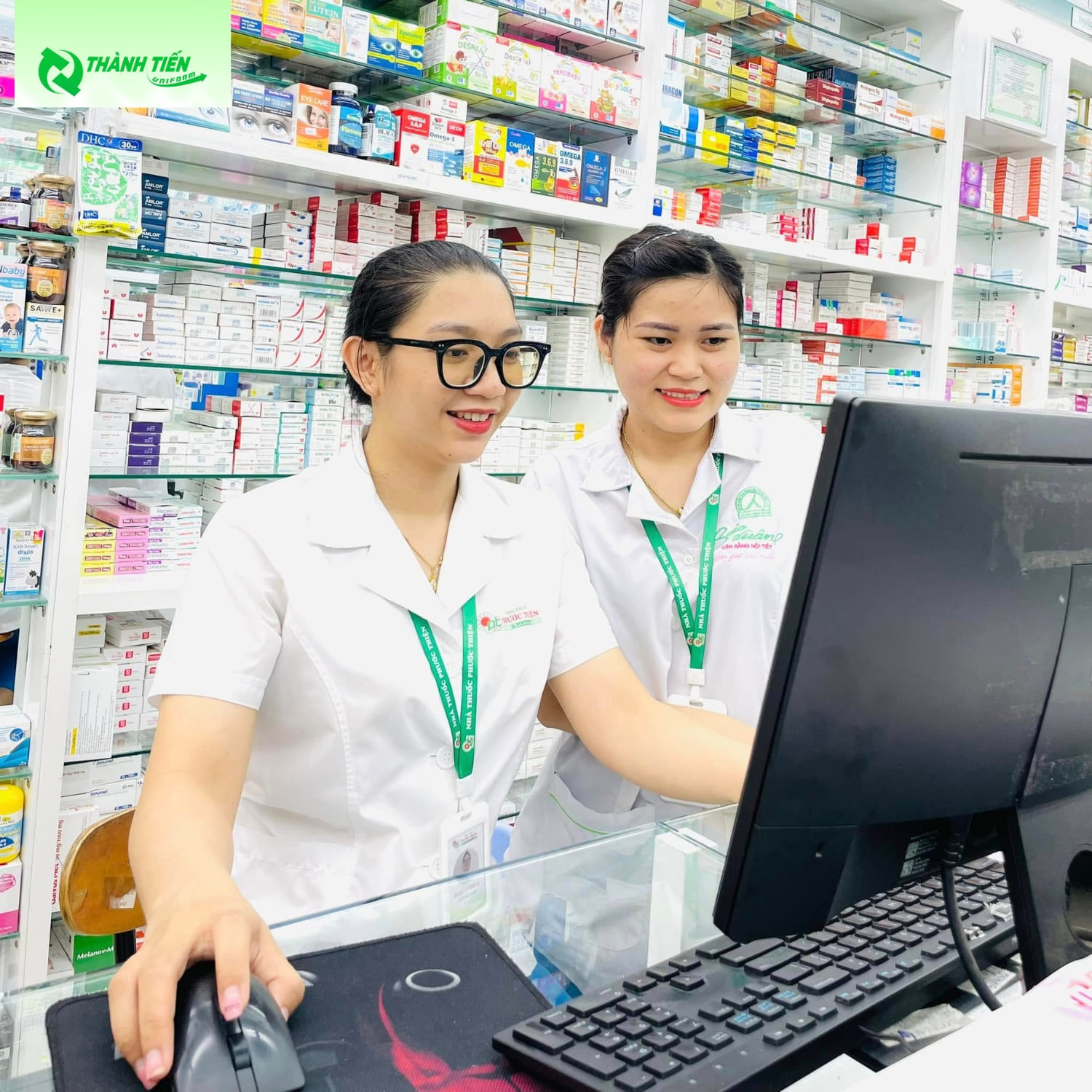 Mẫu Đồng Phục Dược Sĩ Nhà Thuốc Minh Châu