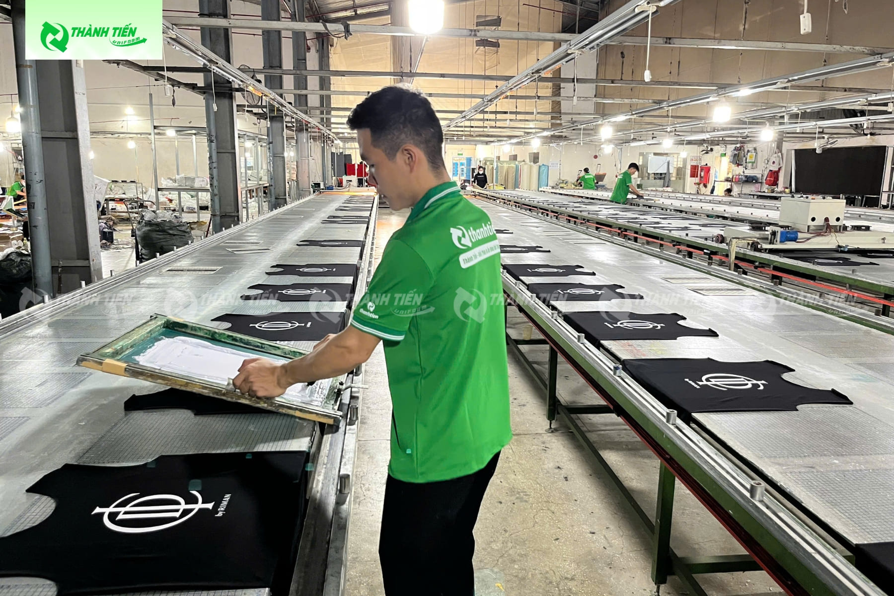 in áo đồng phục hồ chí minh