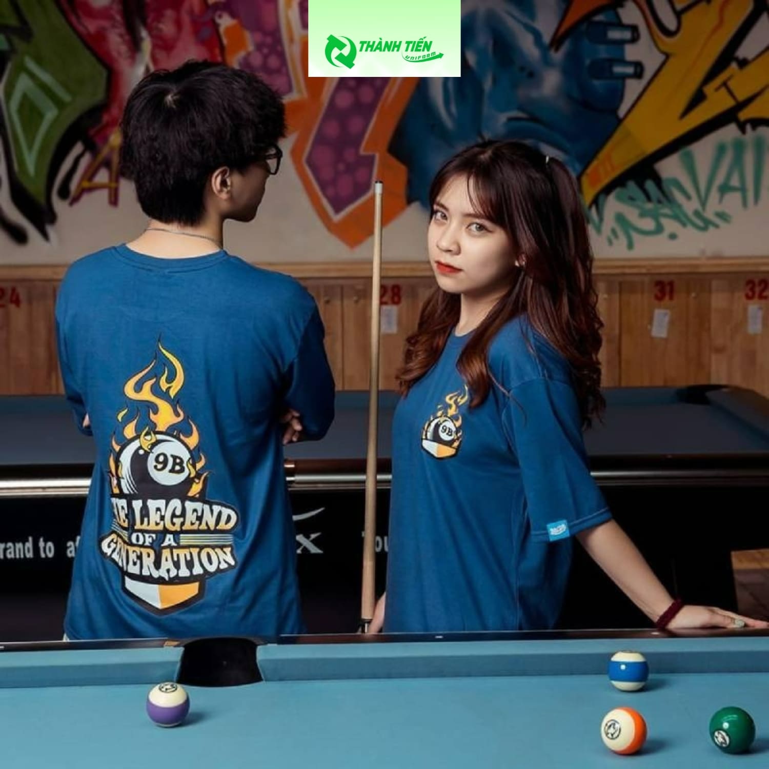 Mẫu áo thun cổ tròn nhân viên quán billiards trẻ trung
