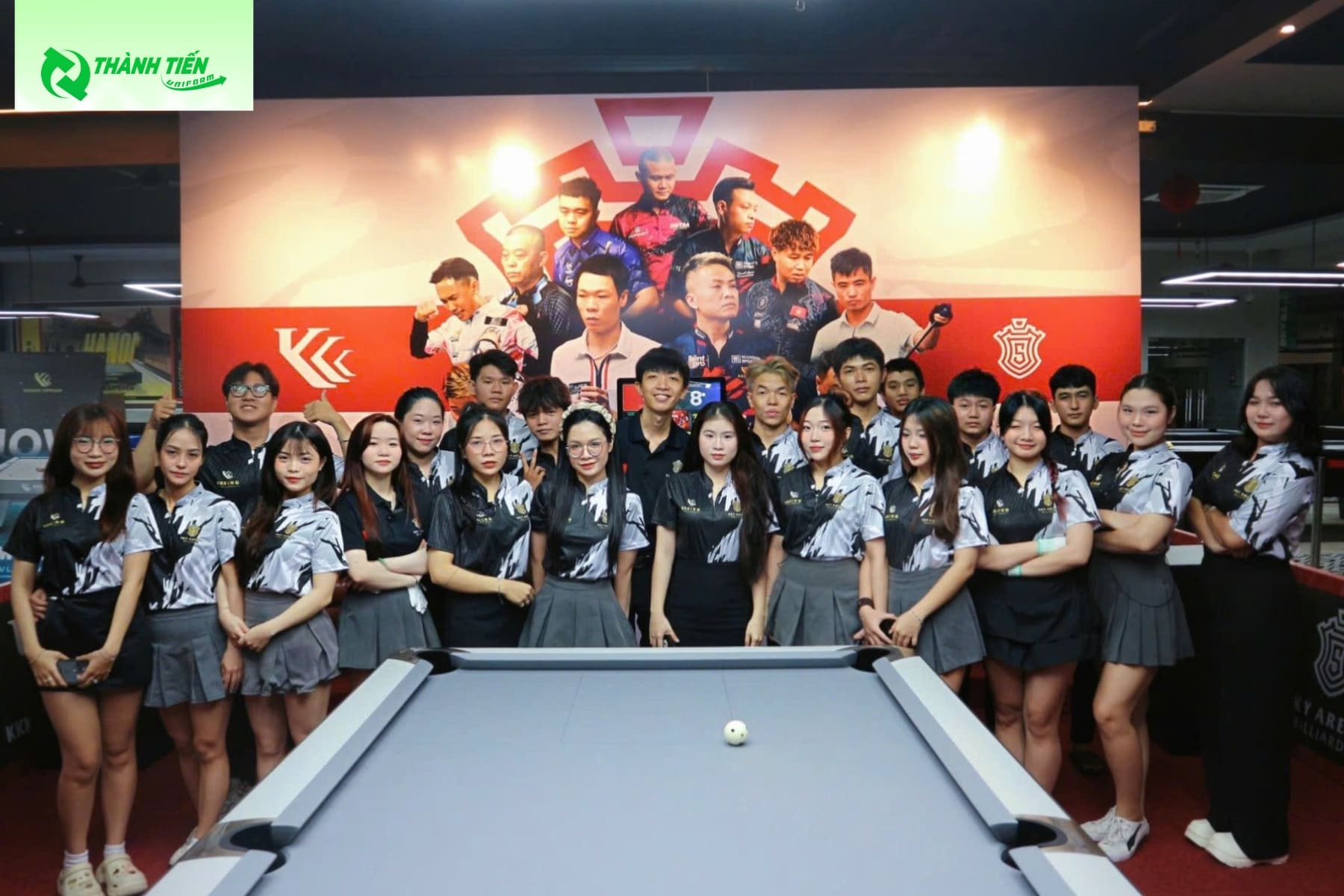 Lựa chọn size áo đồng phục nam/nữ bida chuẩn