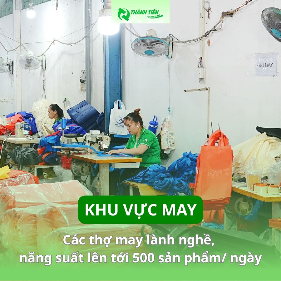 Thợ may với nhiều năm kinh nghiệm trong nghề