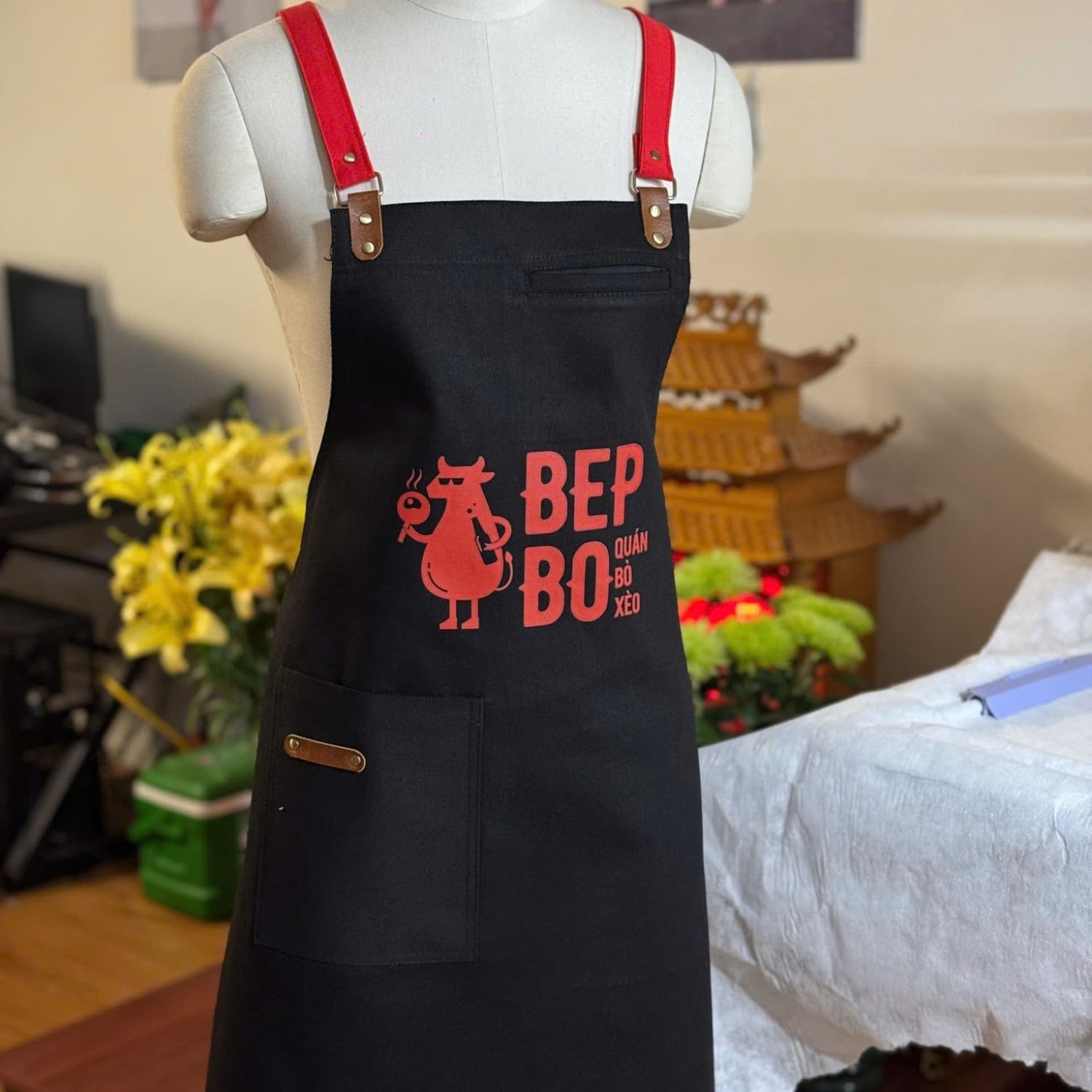 Tạp Dề Kaki Màu Đen Làm Bếp