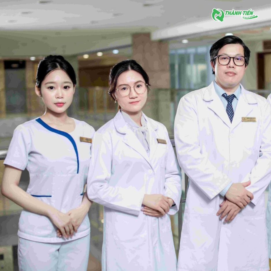 Đồng phục bệnh viện là yếu tố tạo nên sự chuyên nghiệp