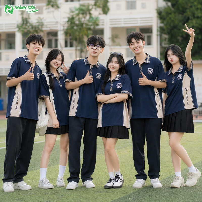 Mẫu áo lớp có cổ màu xanh đen mix màu be