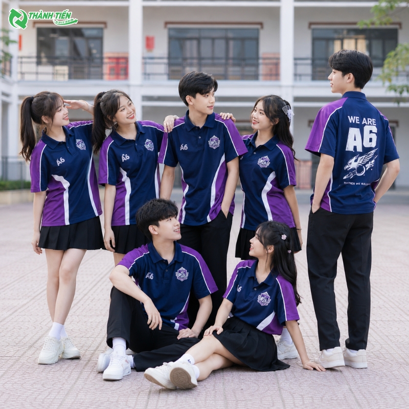 Mẫu áo lớp có cổ màu tím mix xanh dương