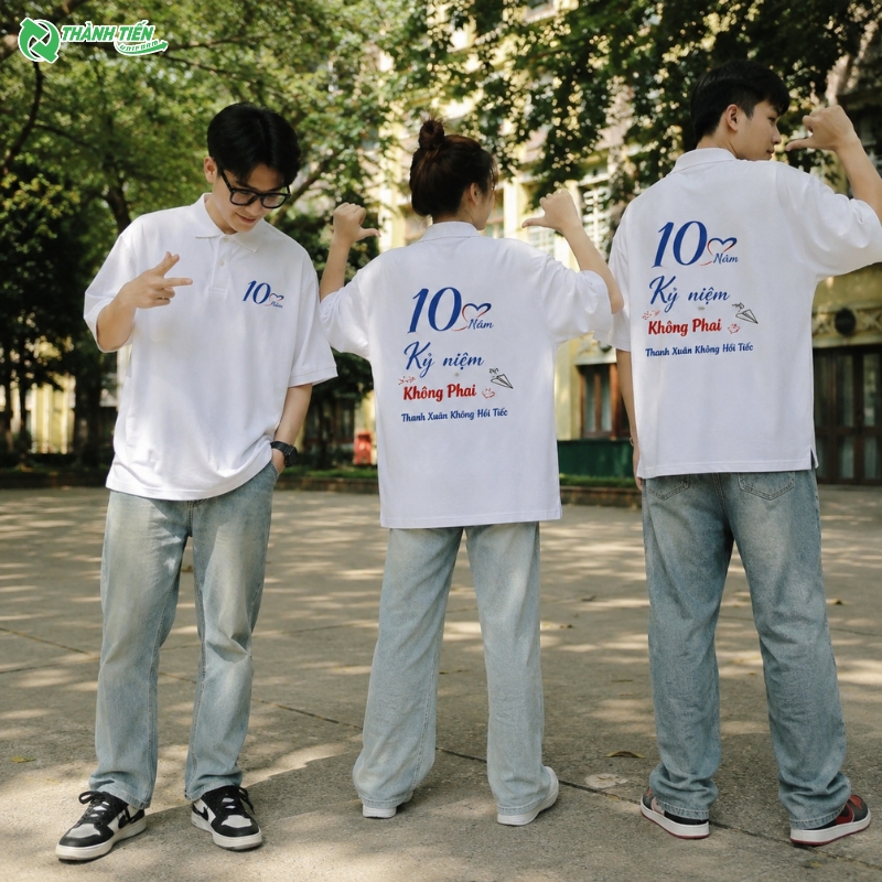 Mẫu áo họp lớp 10 năm theo dáng oversize thoải mái 