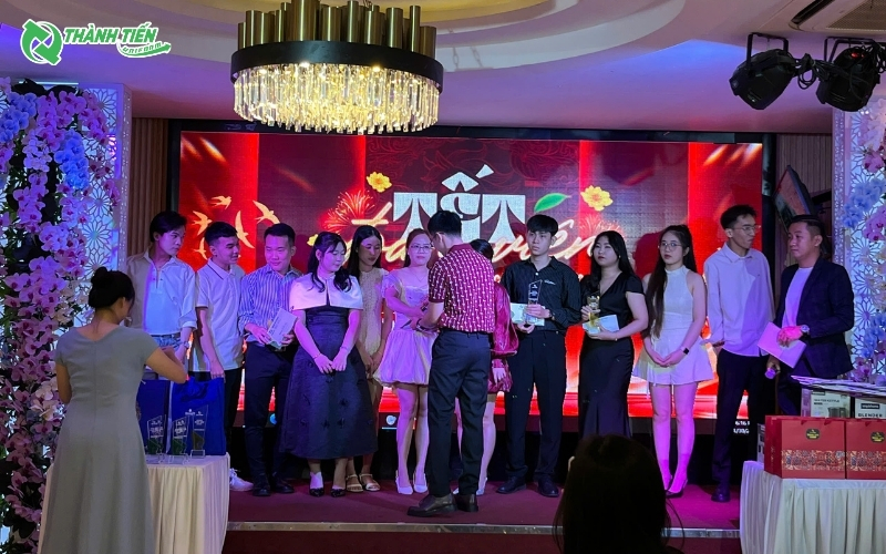 tet nien thanhtiengroup 7