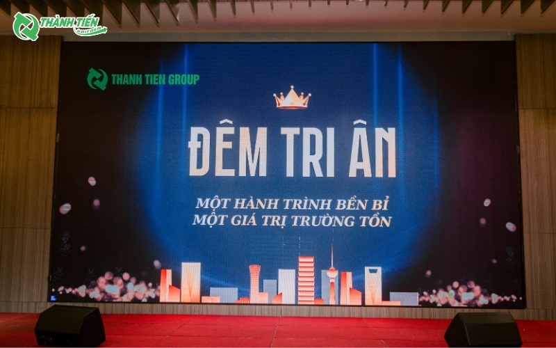 vinh danh nhan vien thanh tien group 13